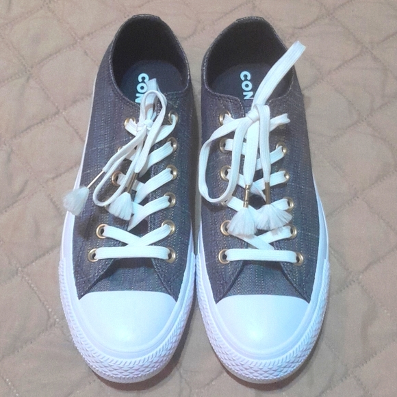 Converse Chuck Taylor All Star OX gray/gold 560644C women's size 7.5 - Picture 1 of 5